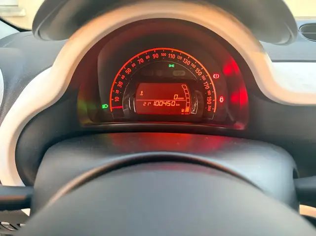 Renault Twingo view 12