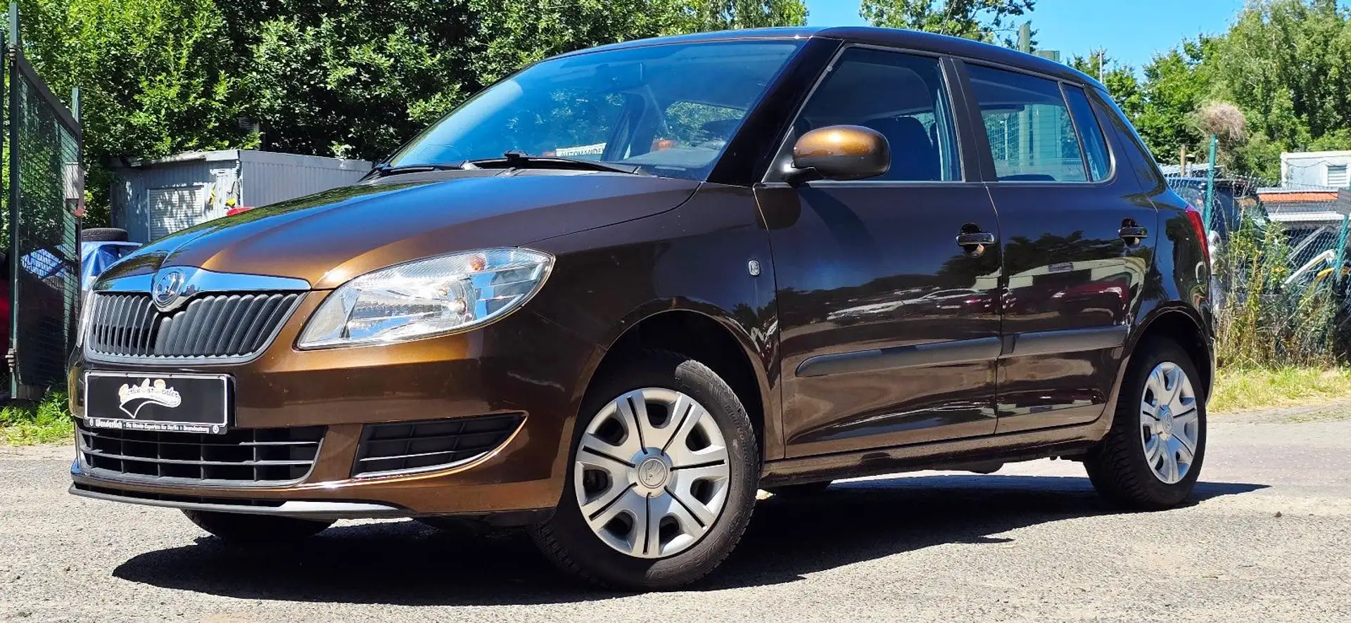 Skoda Fabia *1.HAND*38 TKM*KLIMA*M+S*TÜV NEU*TOP* Marrone - 2