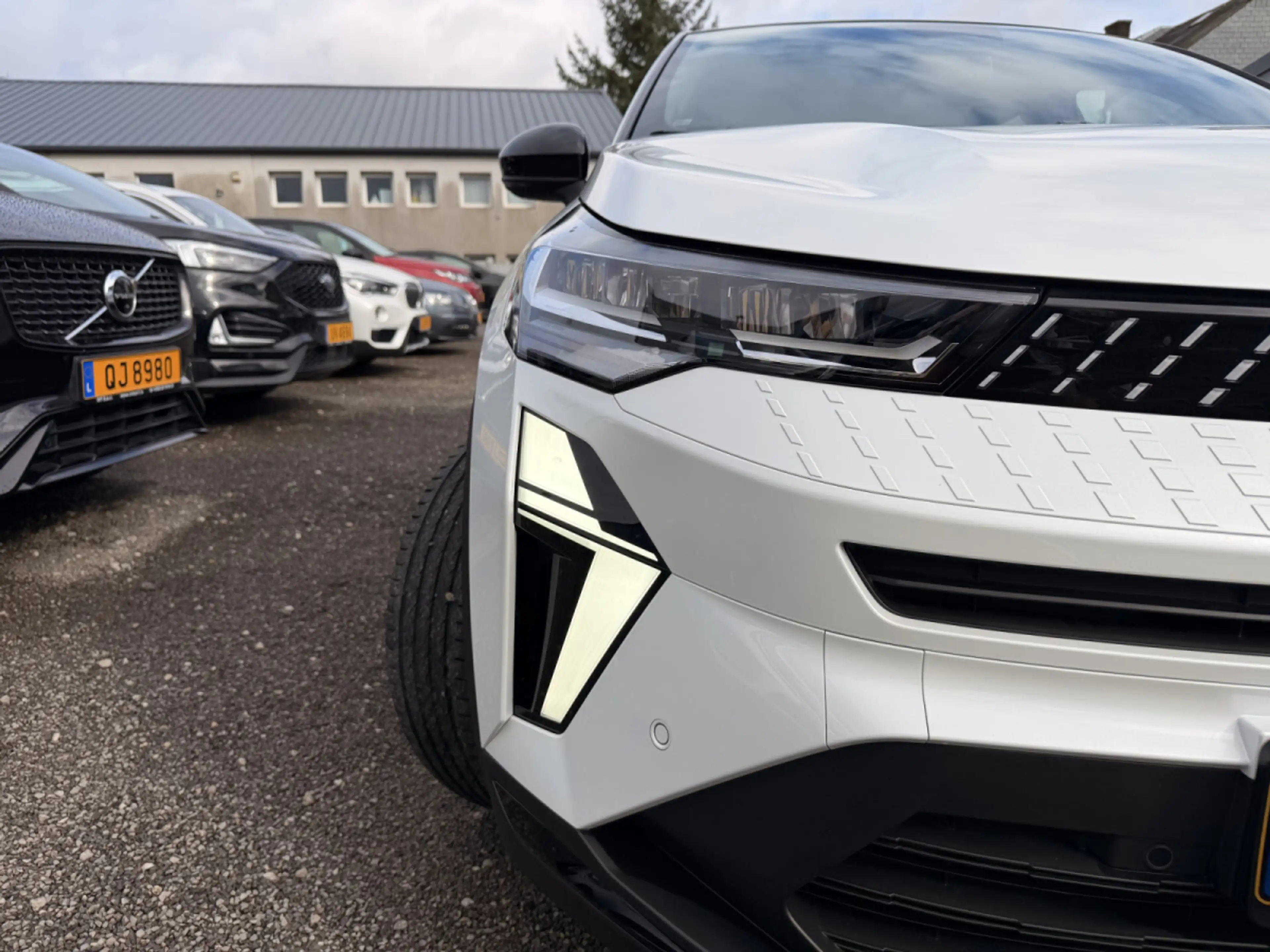 Renault Captur 1.3 Tce E-TECH 145 Hybrid Techno EDC — photo 8