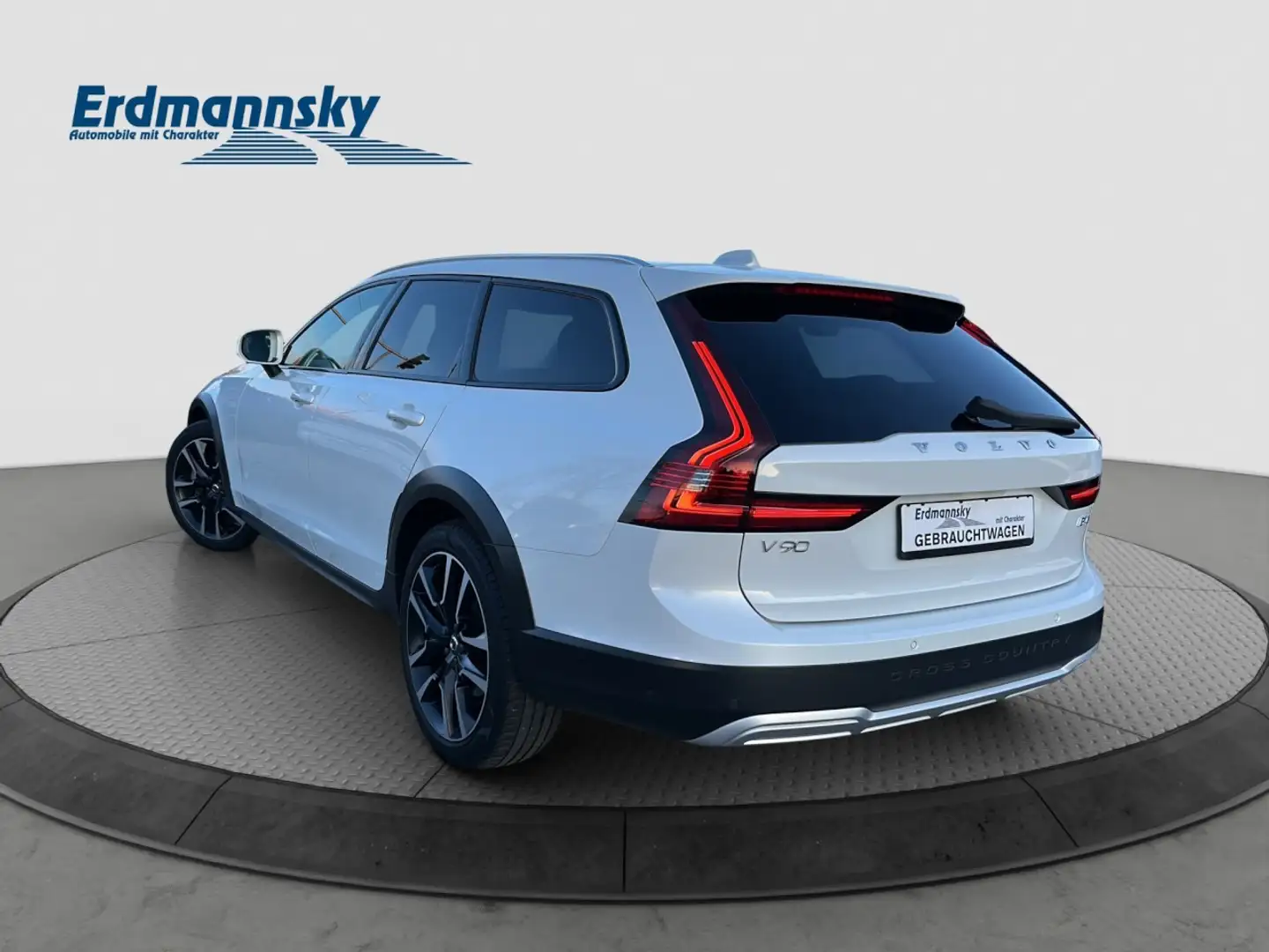 Volvo V90 CC B4 AWD Plus Bright/StdHz/Pano/Alu20Z/360K Weiß - 2