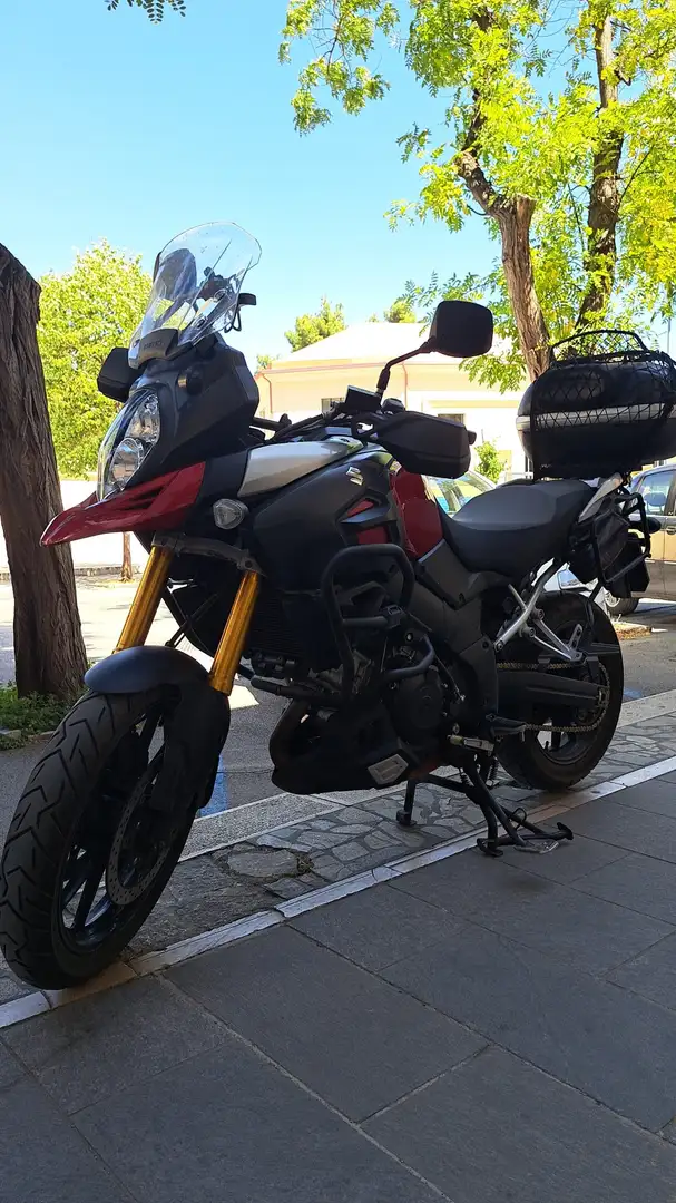 Suzuki V-Strom 1000 Rood - 1