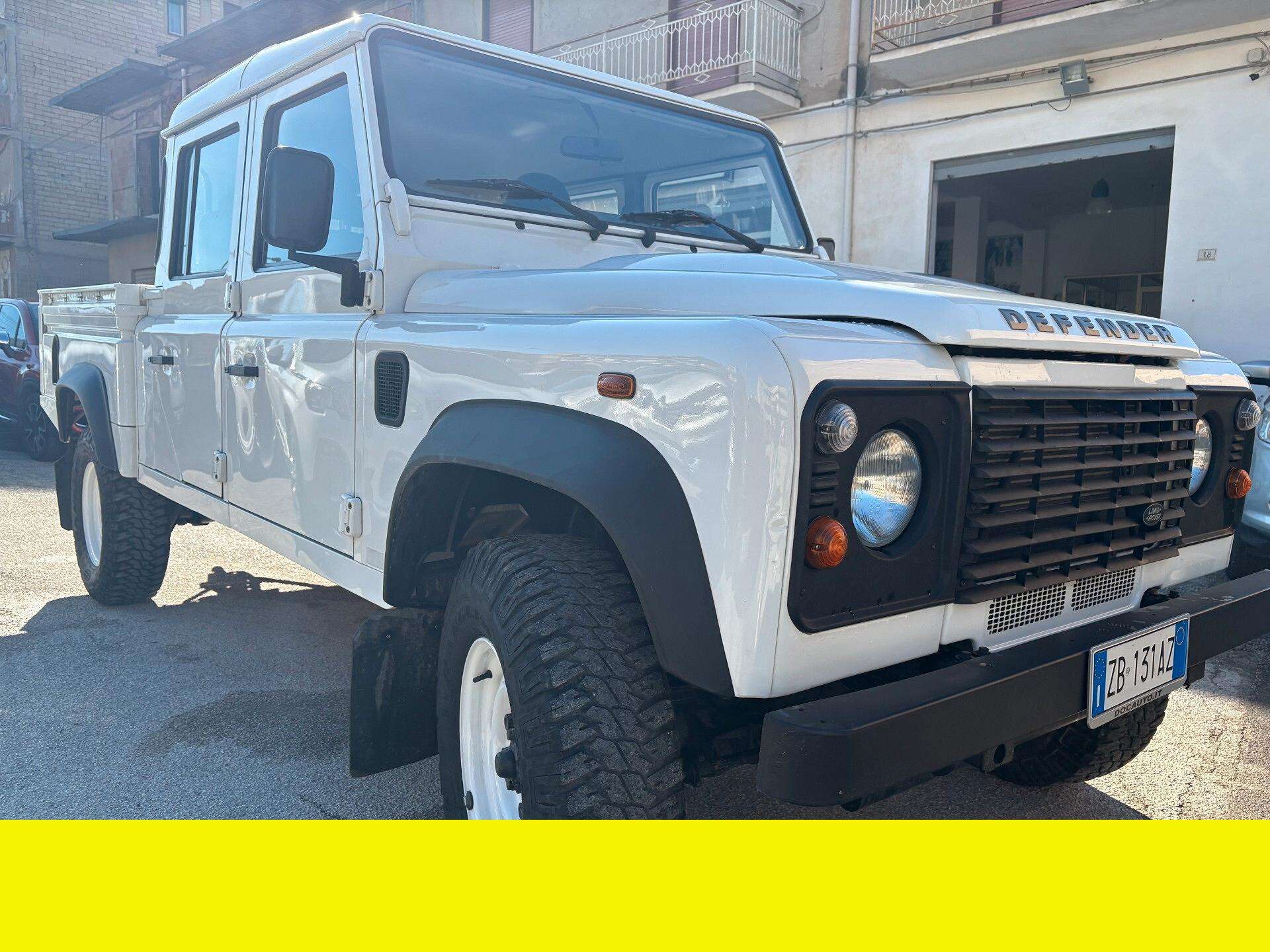 Land Rover Defender