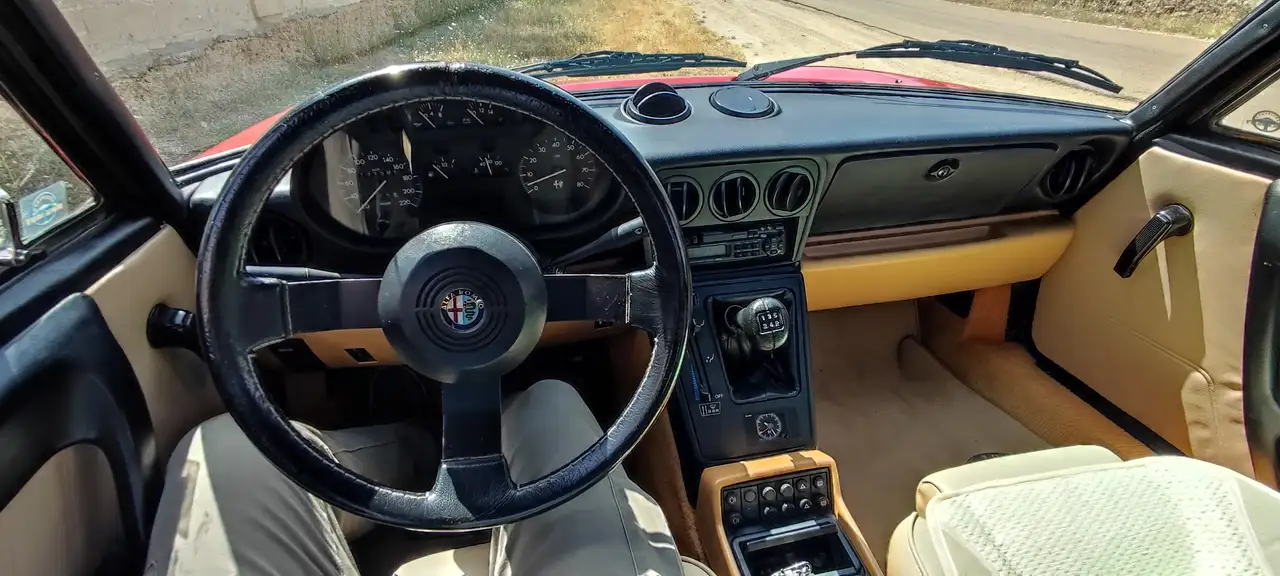 Alfa Romeo Spider 2.0 my90, foto 6