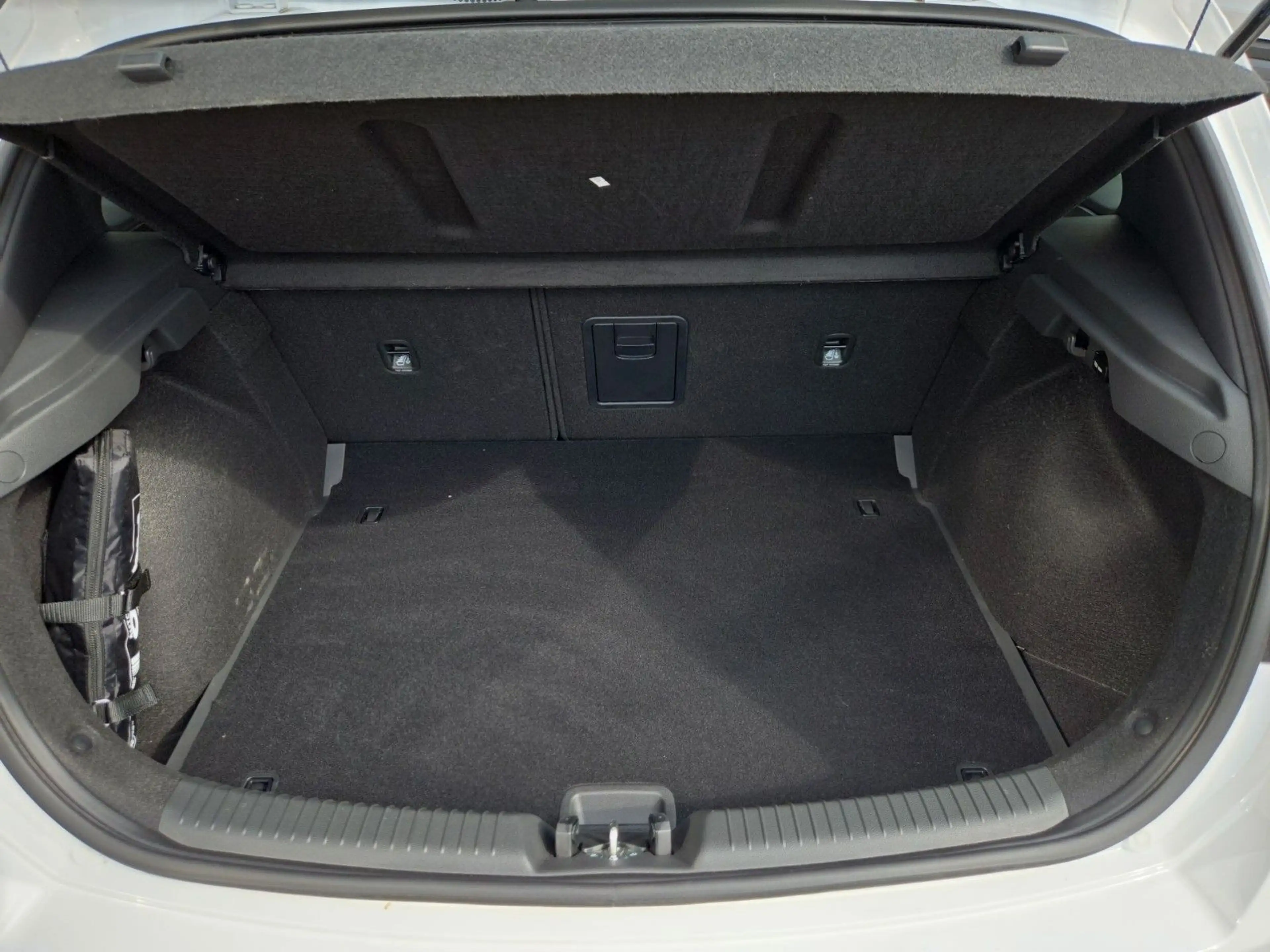 Hyundai i30 N Line 48Volt 140PS AT Oswald Desing *NAVI* — photo 12
