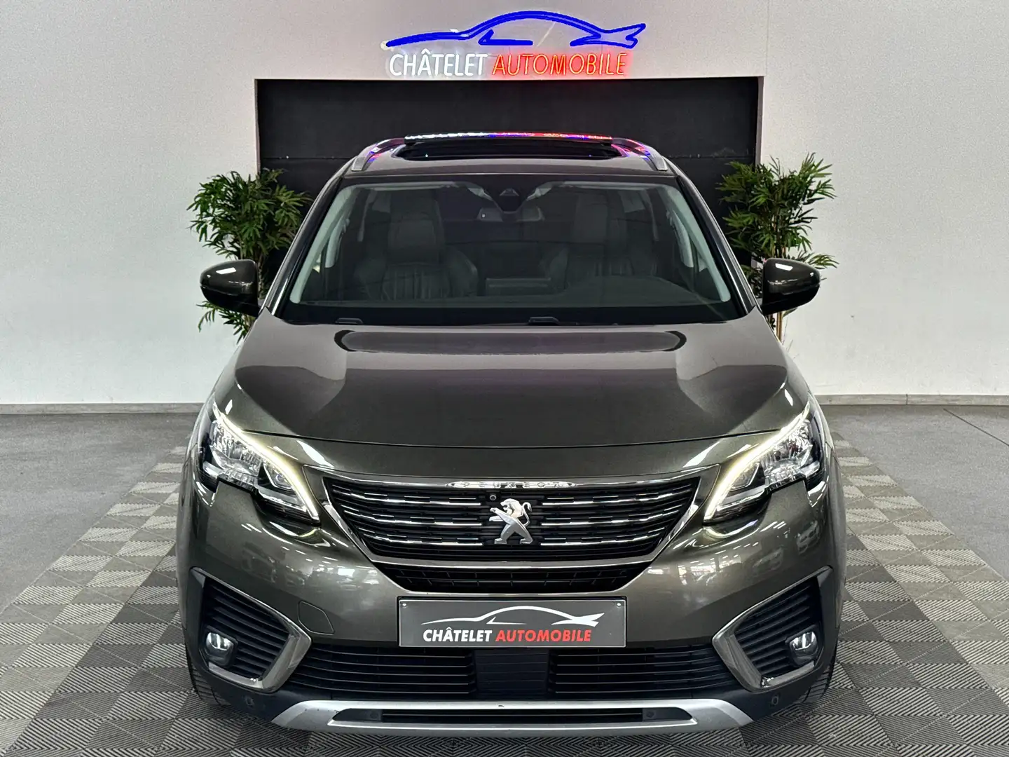 Peugeot 5008 GT-LINE  7PLACES// TVA DÉDUCTIBLE// Groen - 2