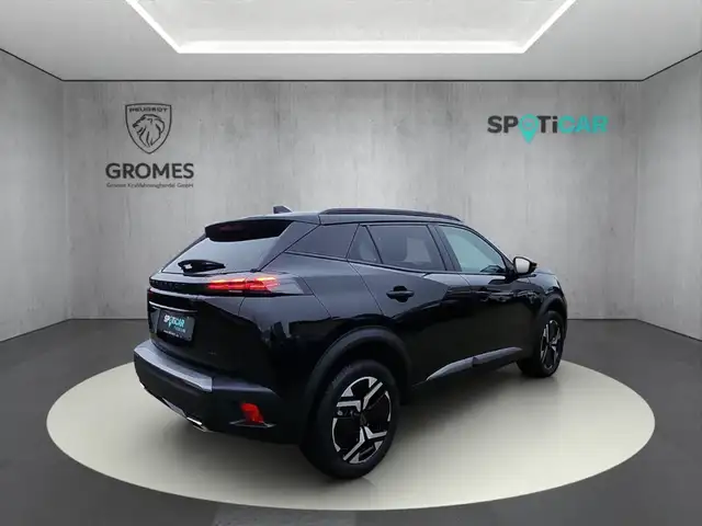 Peugeot 2008 view 3