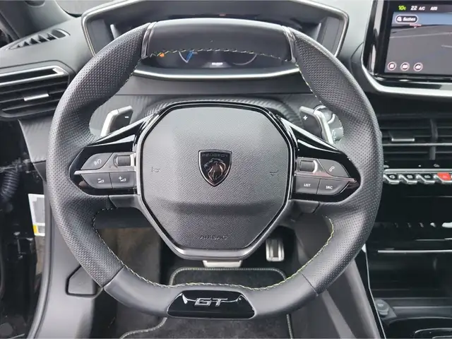 Peugeot 2008 view 10
