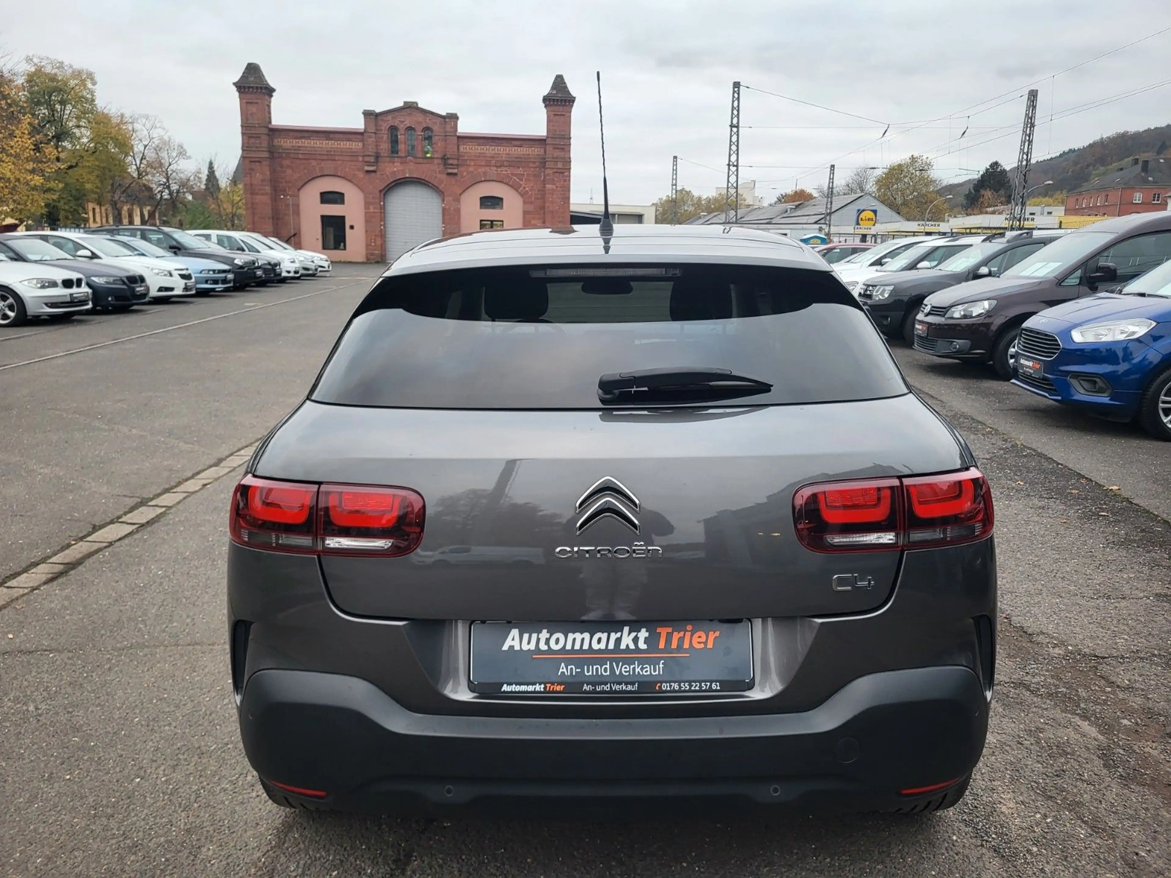 Citroen C4 Cactus Top Zustand! NUR 67685 Km! Export! — photo 4