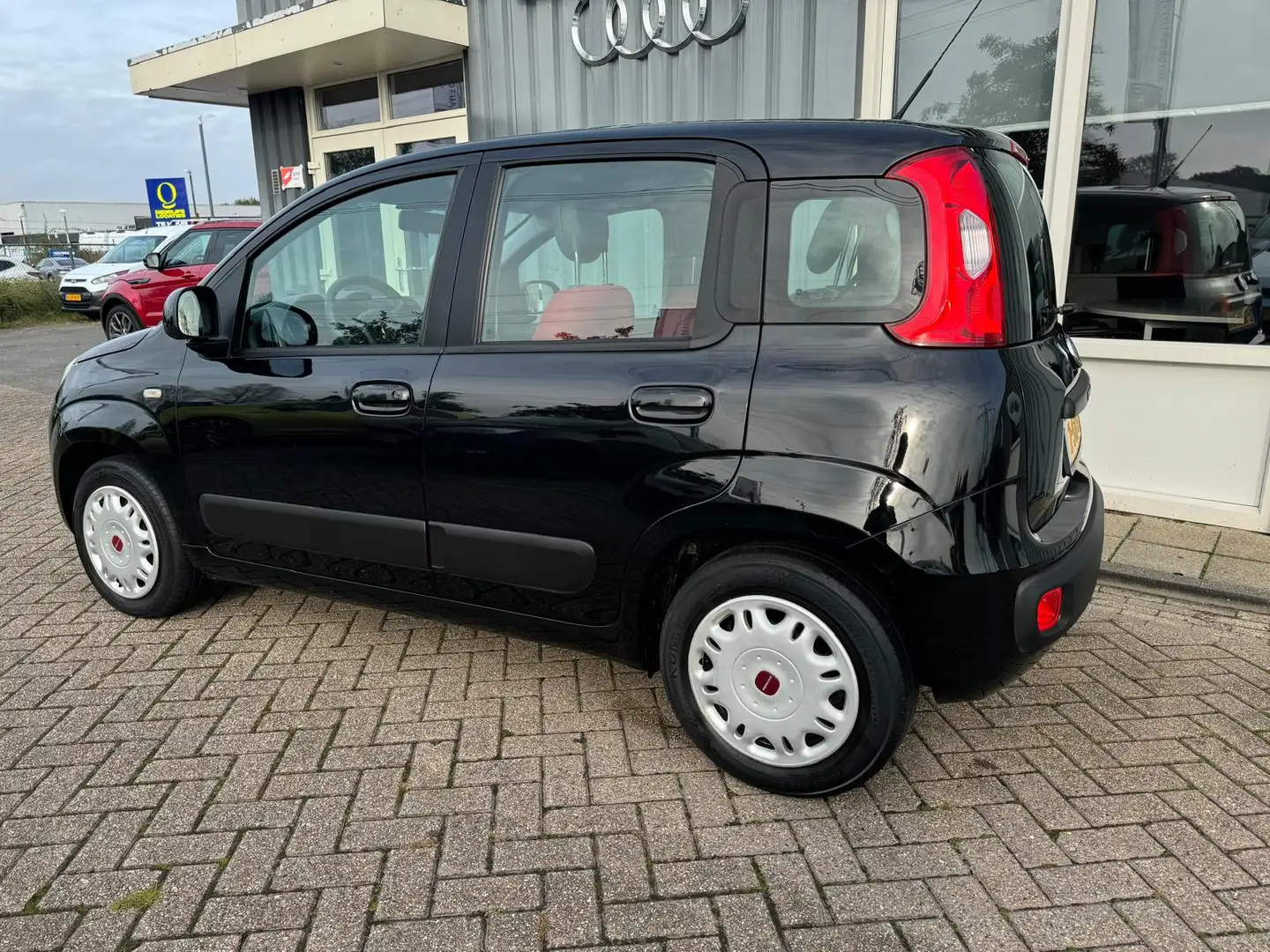 Fiat Panda 0.9 TwinAir Edizione Cool Zwart - 2