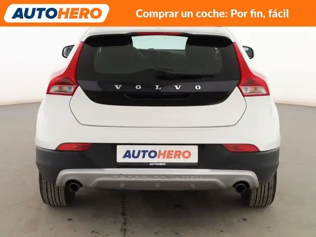 Volvo V40 view 5