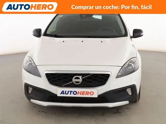 Volvo V40 view 9