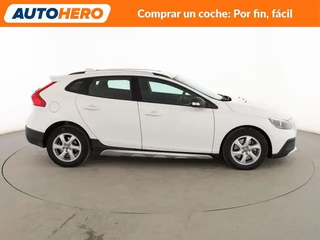 Volvo V40 view 7