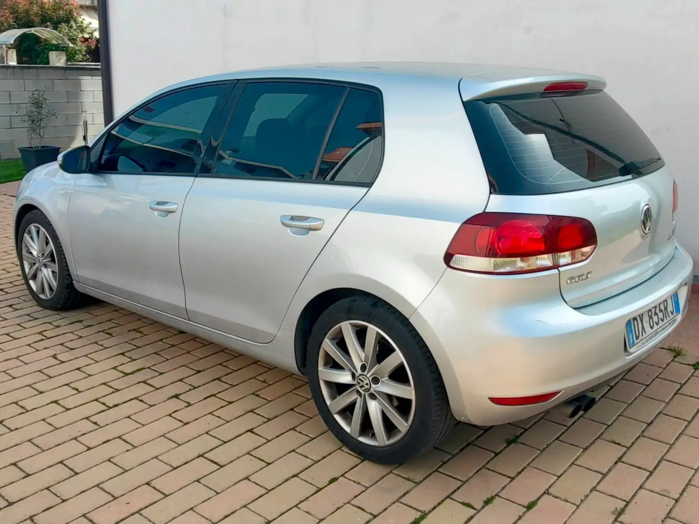 Volkswagen Golf Golf VI 2010 5p 2.0 tdi Highline 140cv Grigio - 2