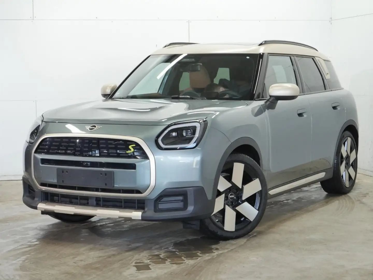 MINI Cooper SE Countryman Favoured XL GARANTIE-03/29 Grün - 2