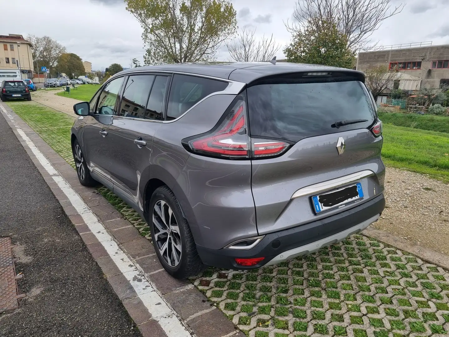 Renault Espace Espace V 2015 2.0 blue dci Executive 160cv 7p Gri - 2