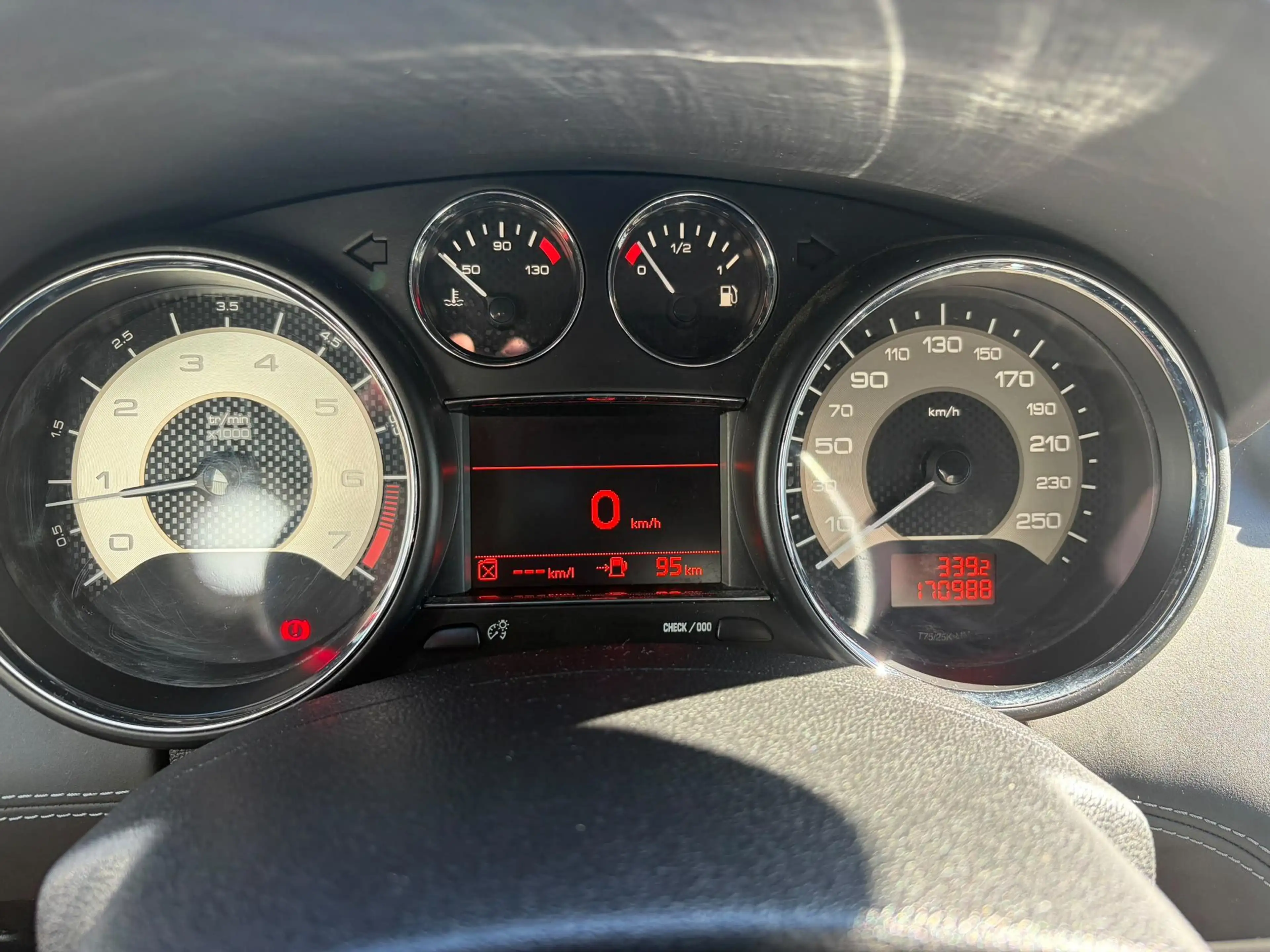 Peugeot RCZ 1.6 THP Asphalt Clima, cruise, navi, memory, pdc — photo 13