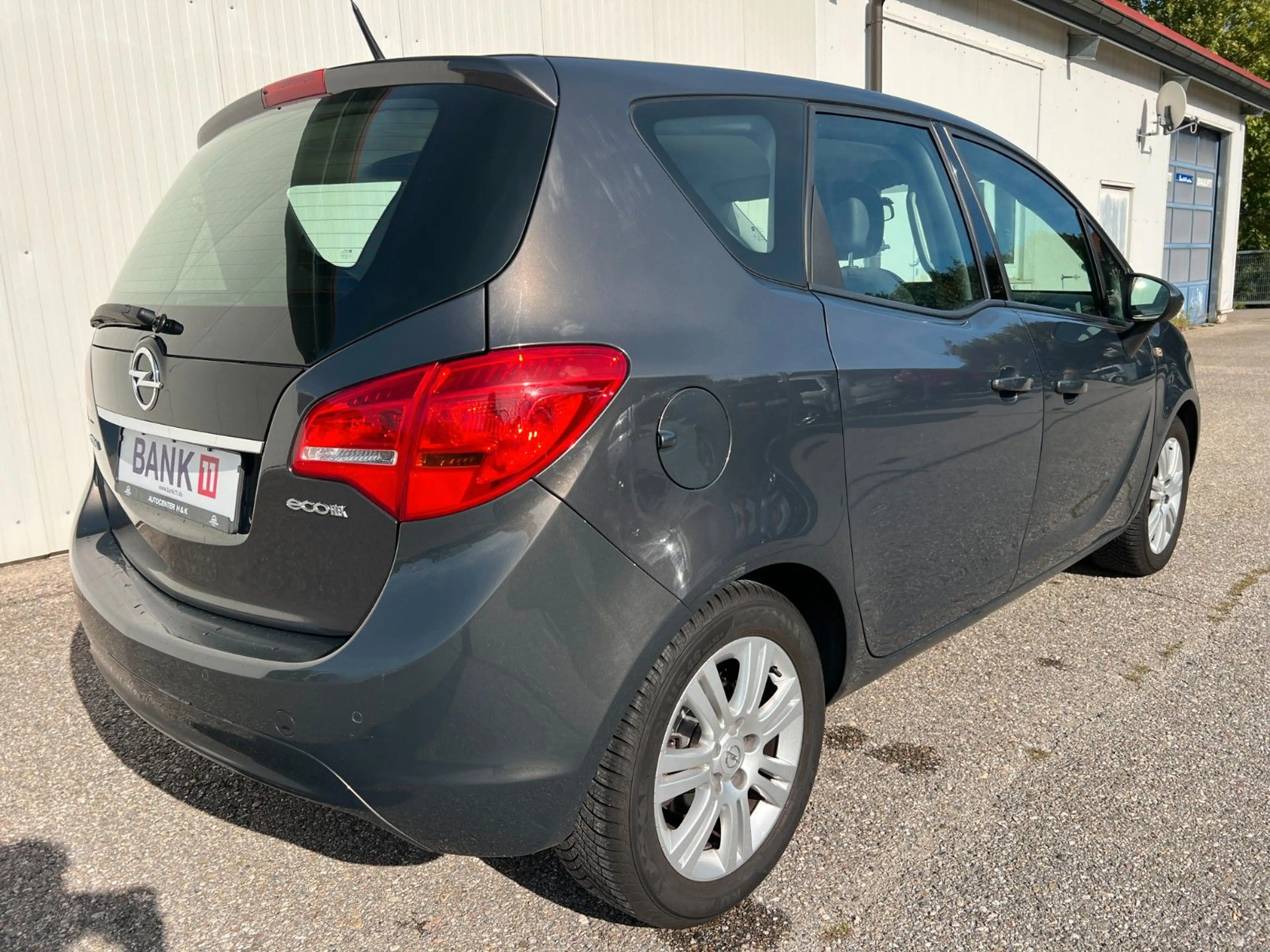 Opel Meriva B 1.4 Edition *NAVI*KLIMA*TÜV-NEU*P.SENS* — photo 8