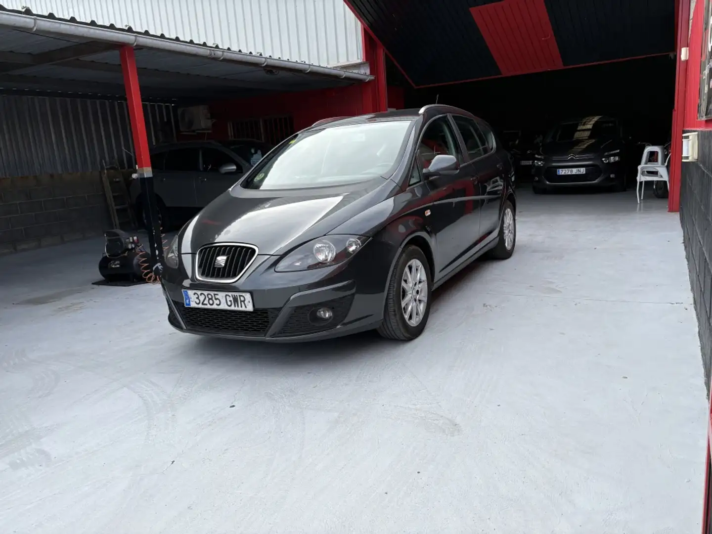 SEAT Altea XL 1.6TDI CR Copa Style E-eco. S&S Negro - 2