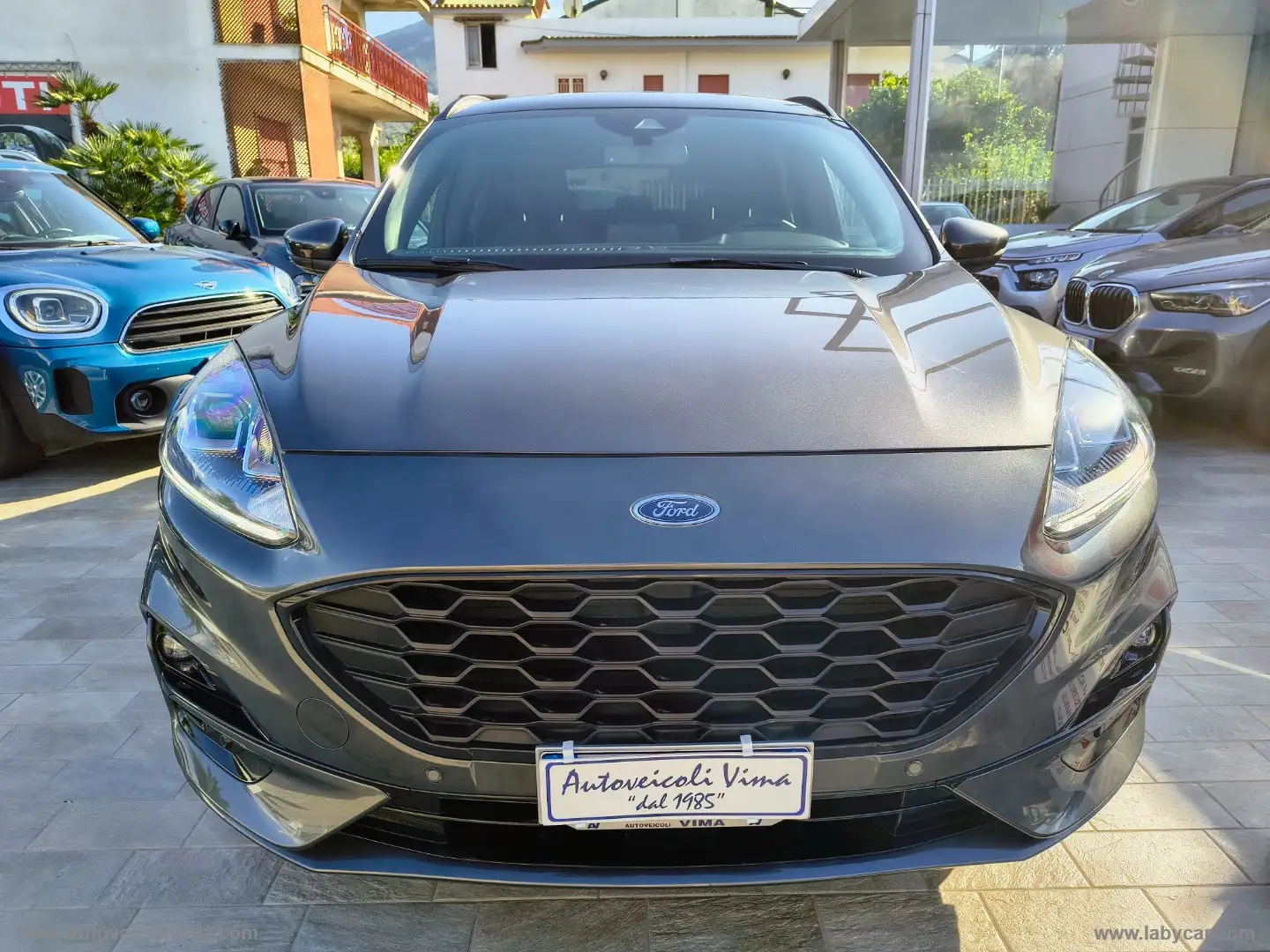 Ford Kuga 1.5 EcoBlue 120 CV 2WD ST-Line GARNZIA FORD 2029 O Grijs - 2