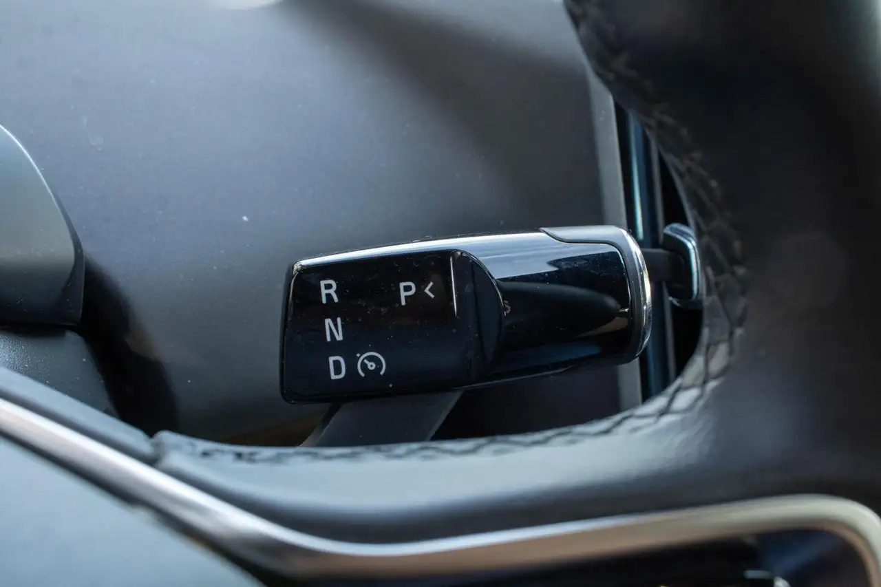 Volvo EX30 Single Motor Extended Range Plus 69 kWh Harman Cam, миниатюра 22