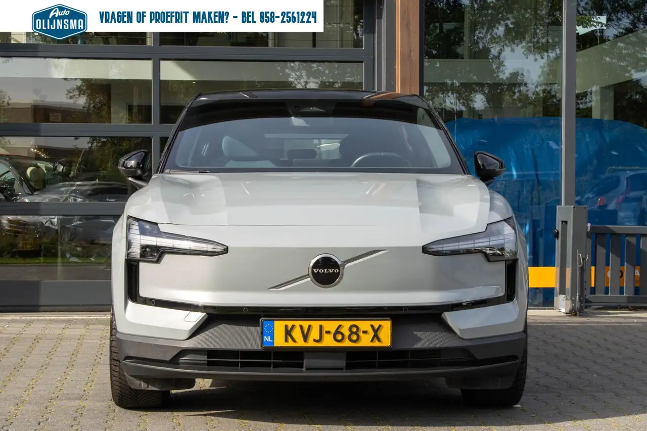 Volvo EX30 Single Motor Extended Range Plus 69 kWh Harman Cam, миниатюра 2