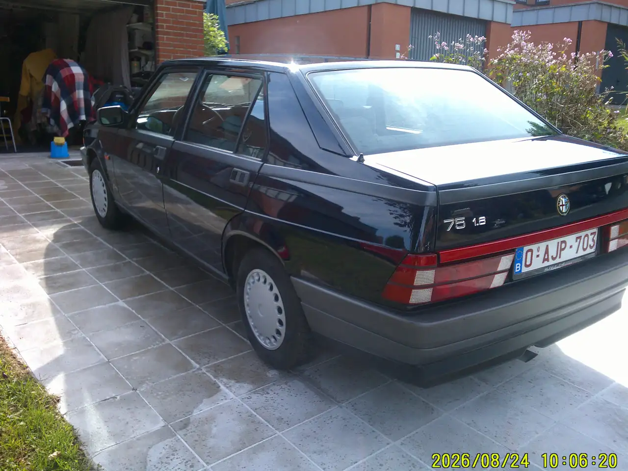 Alfa Romeo 75 1800, foto 4