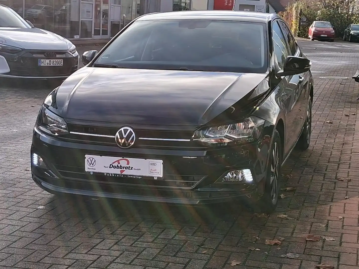 Volkswagen Polo Active Schwarz - 2