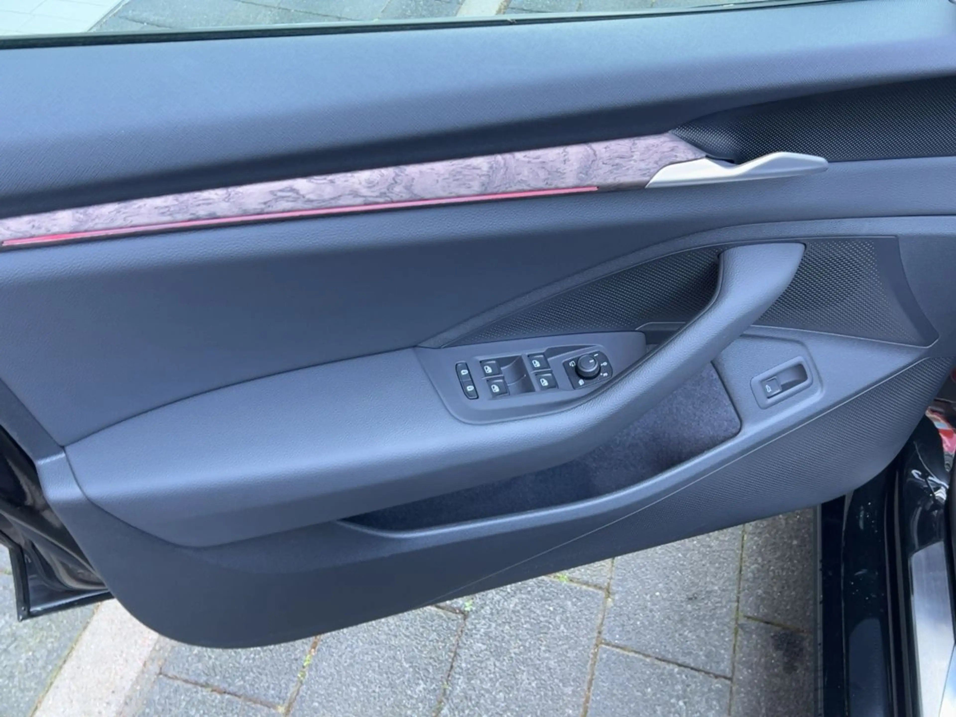 Skoda Superb Combi Laurin & Klement 2.0 TDI DSG AHK — photo 13