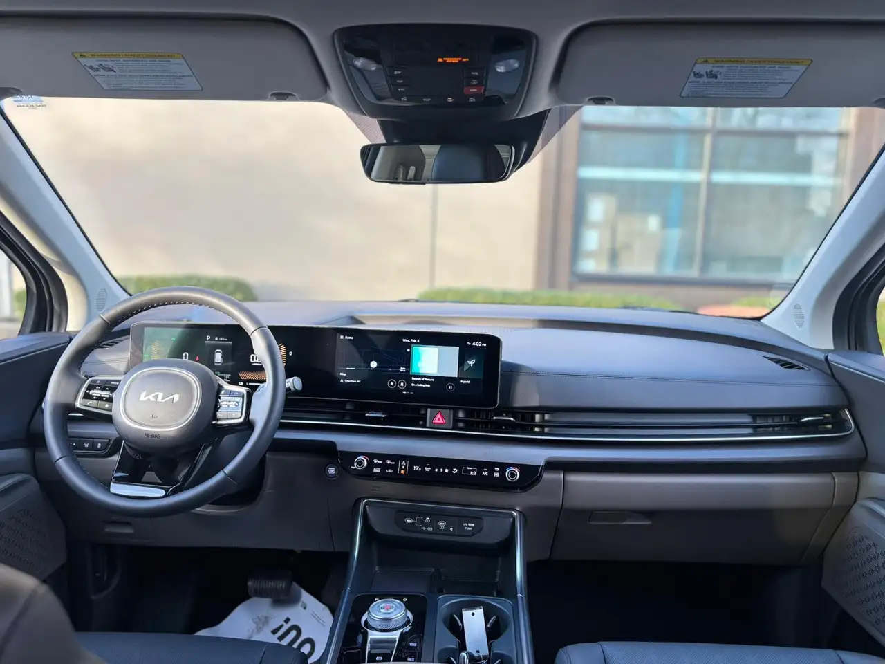 Kia Carnival снимка Kia Carnival