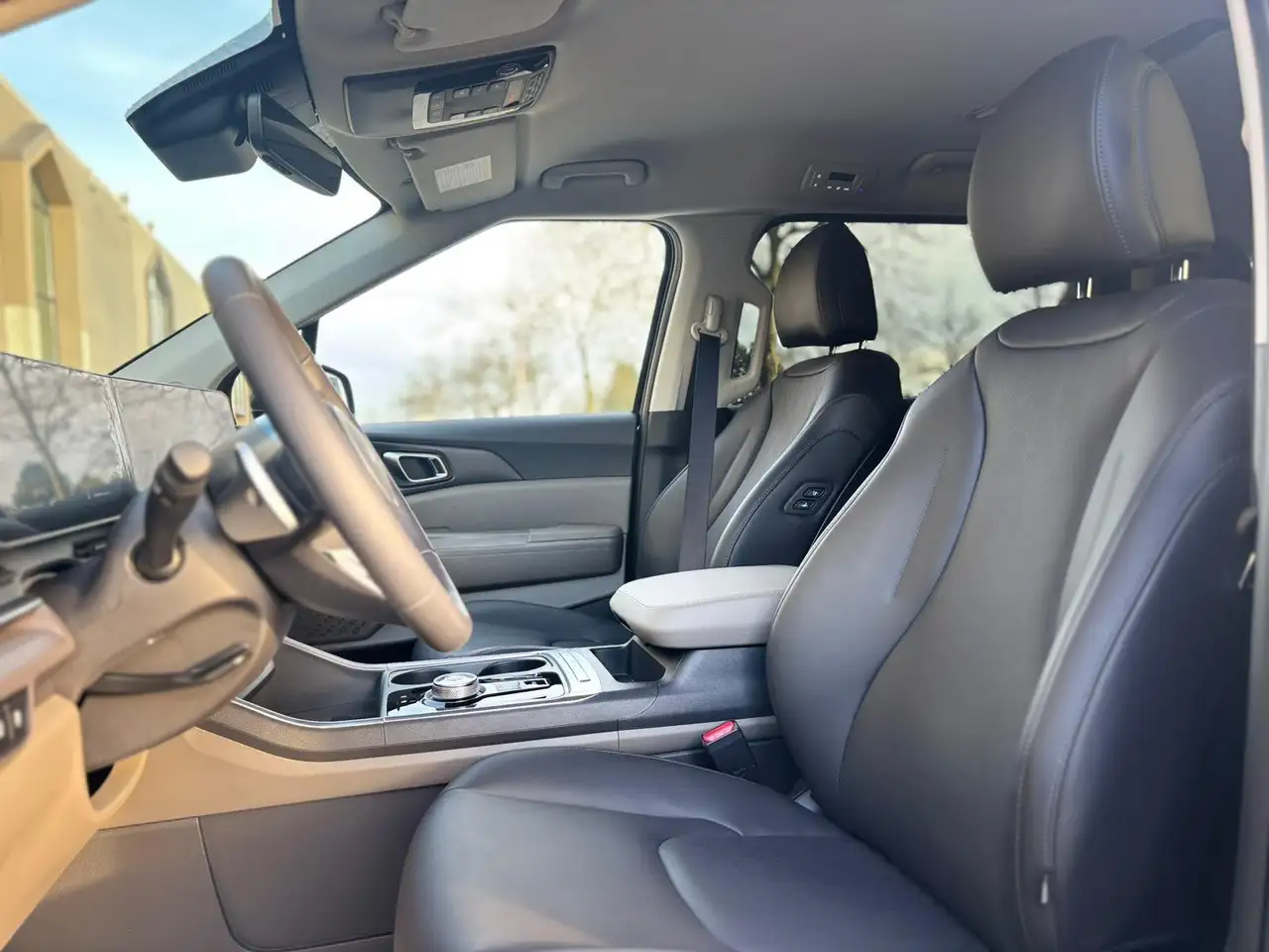 Kia Carnival снимка Kia Carnival