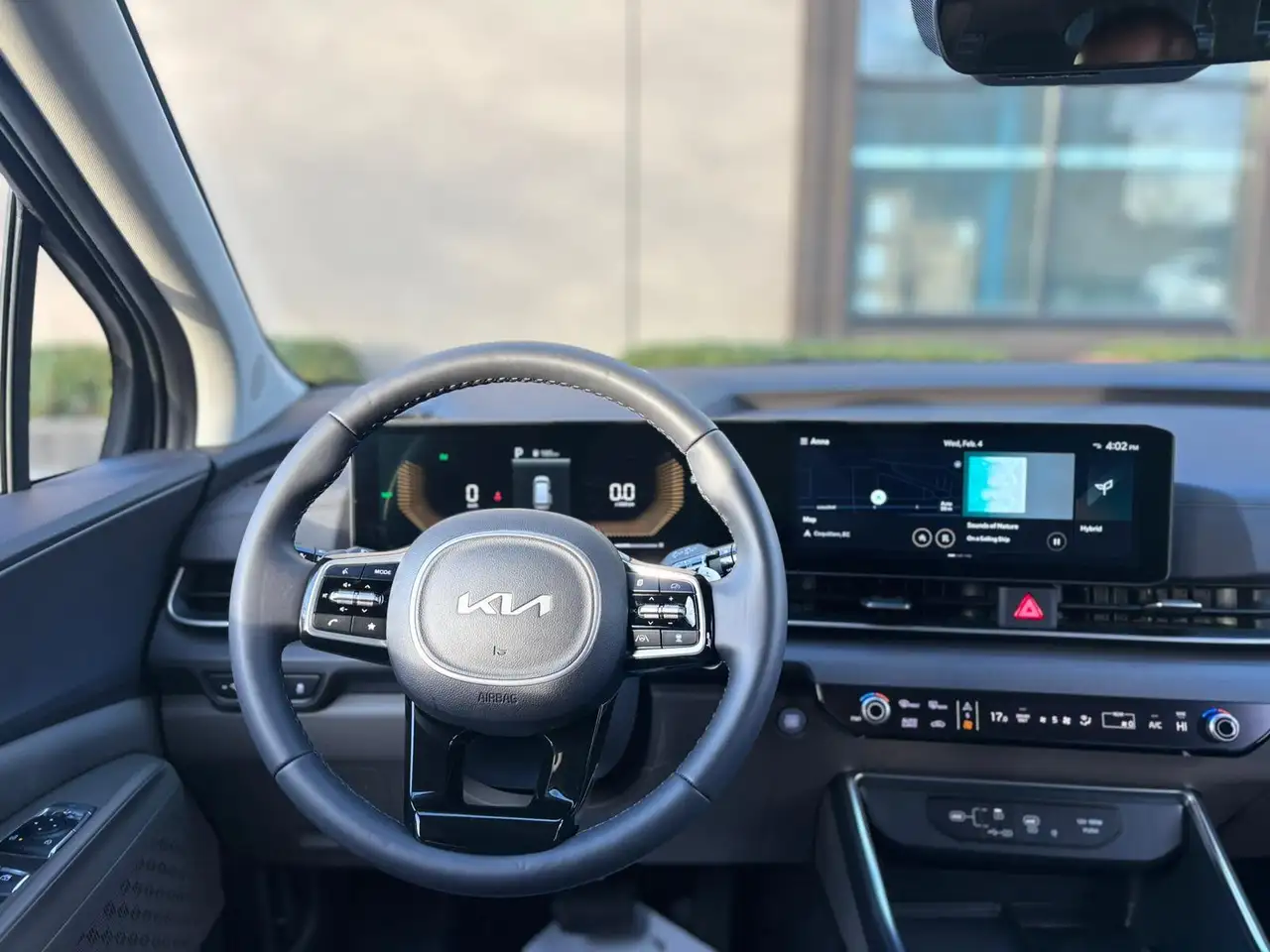 Kia Carnival снимка Kia Carnival