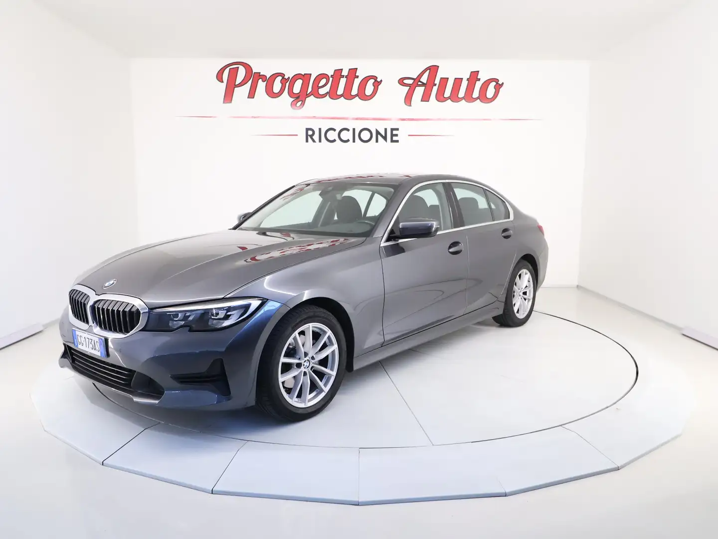 BMW 320 Serie 3 Berlina 320d mhev Business Ad. aut CARPLAY Grijs - 1