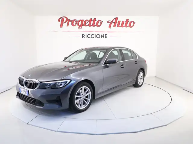 BMW 320 Serie 3 Berlina 320d mhev Business Ad. aut CARPLAY
