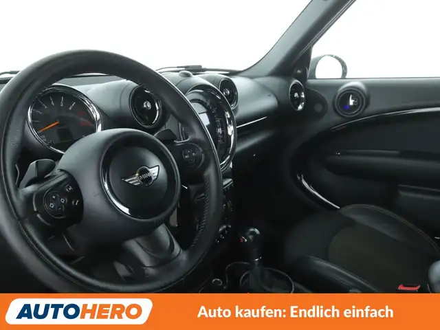 Mini Countryman view 11