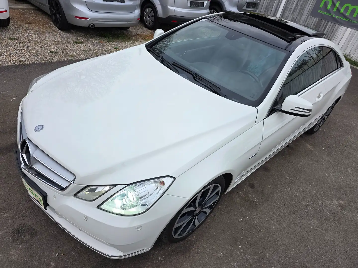 Mercedes-Benz E 220 E 220 BlueEfficiency CDI Aut. Weiß - 2