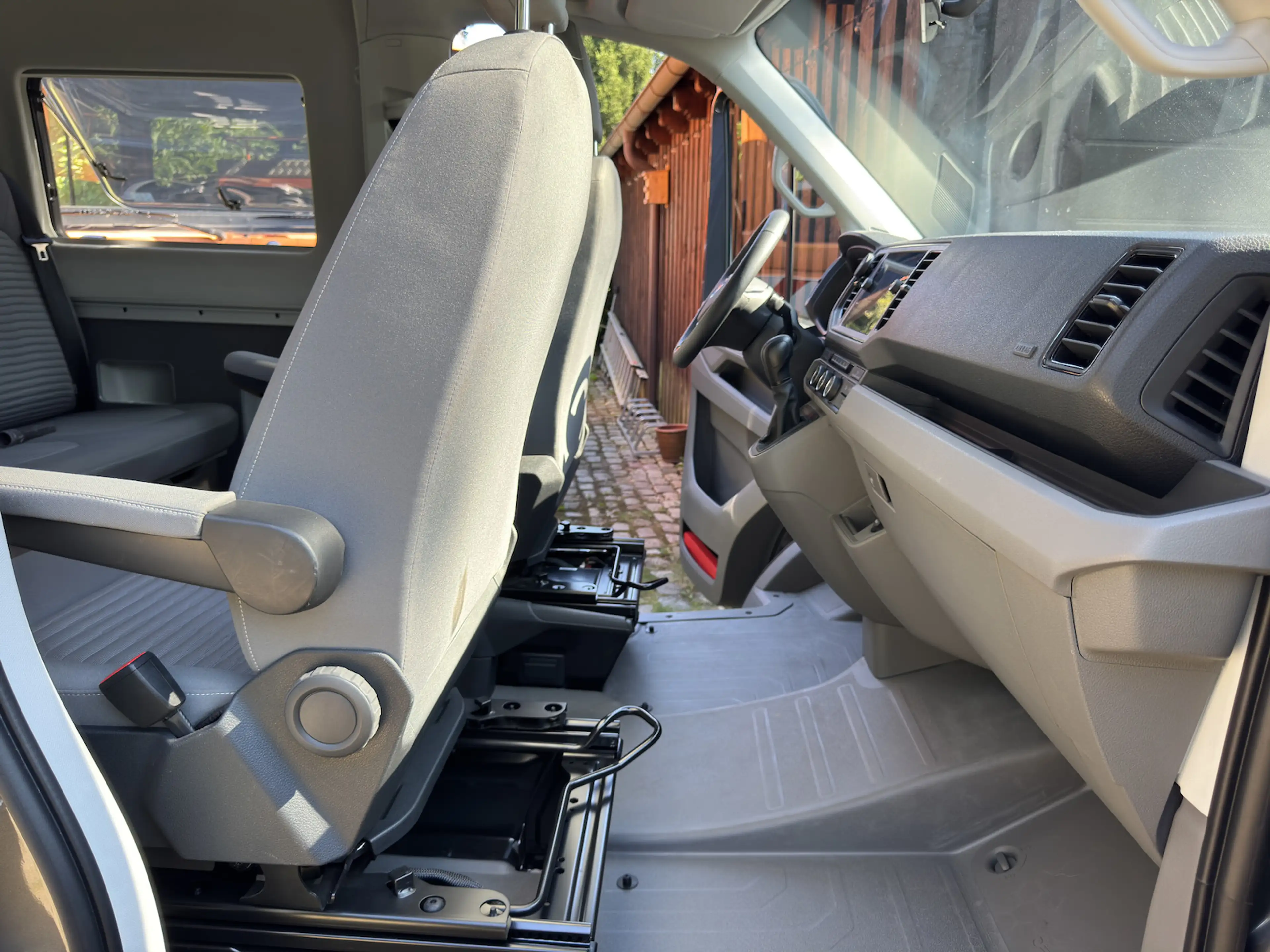 Volkswagen Grand California 600 erst seit 2025 in Nutzung neuwertig — photo 12