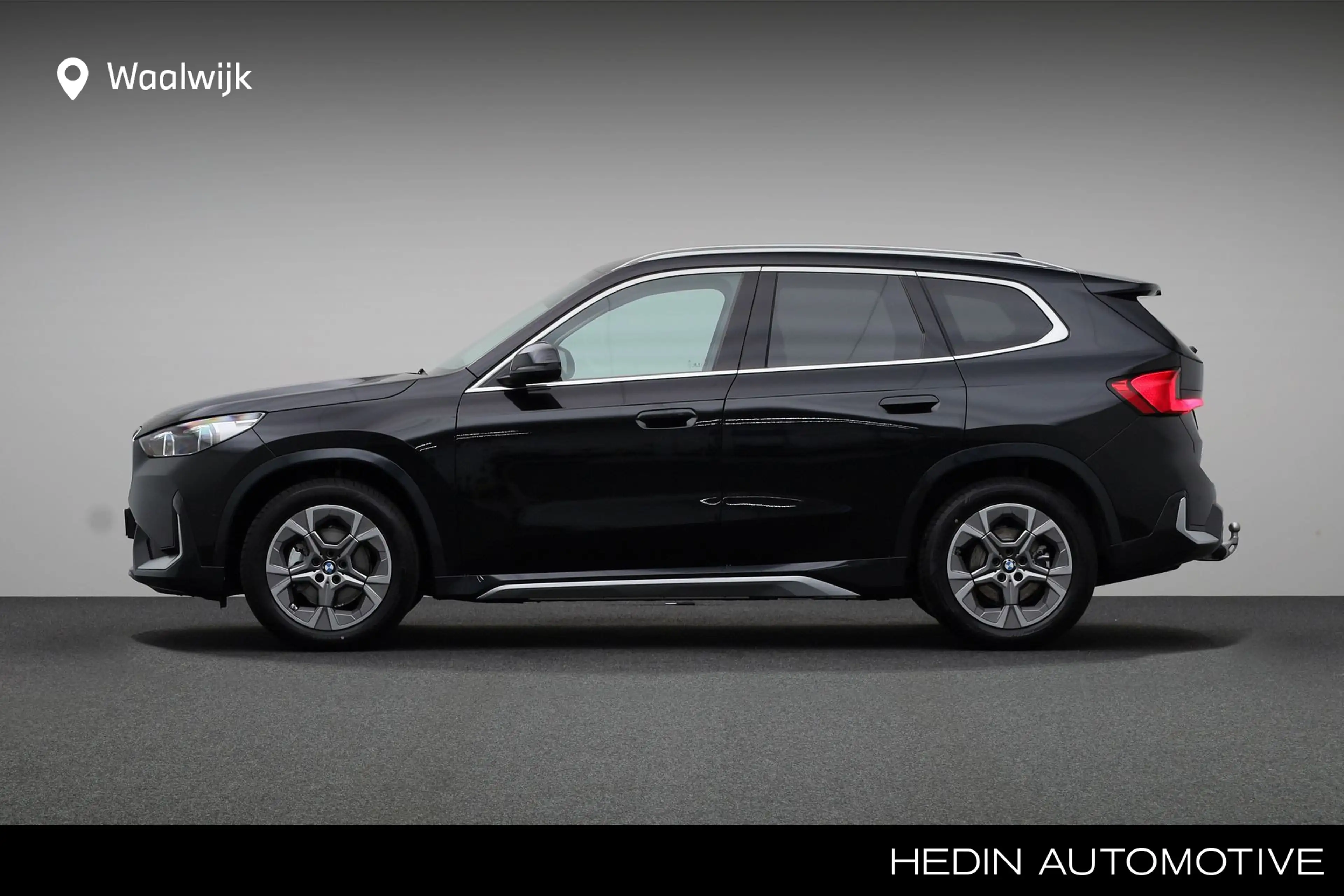 BMW iX1 eDrive20 Pure Edition 67 kWh Trekhaak Direct lever — photo 3
