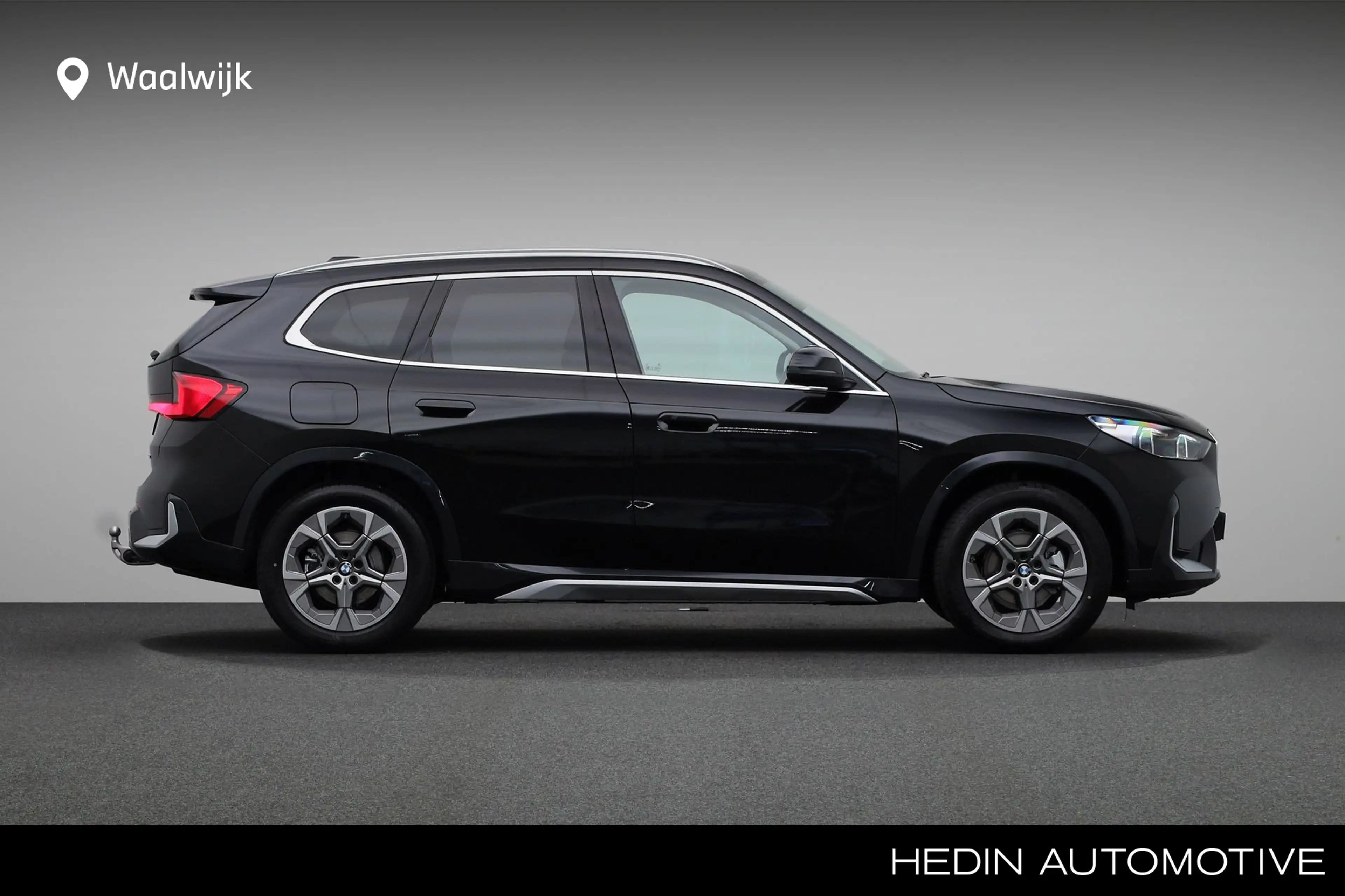 BMW iX1 eDrive20 Pure Edition 67 kWh Trekhaak Direct lever — photo 4