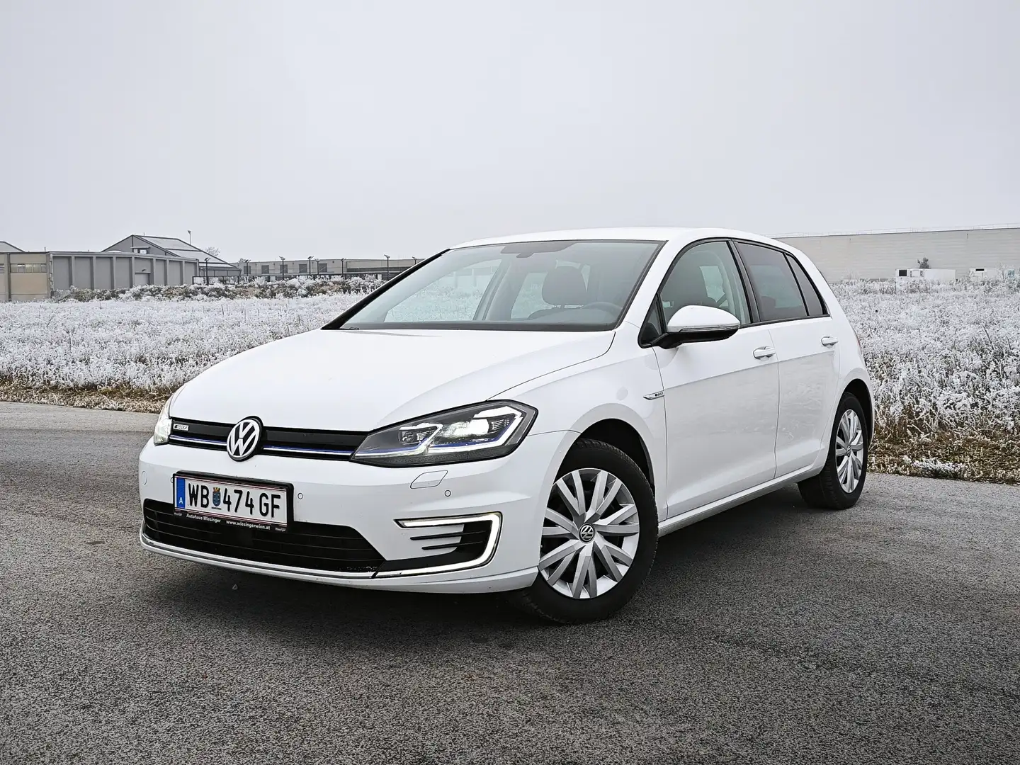 Volkswagen e-Golf - 2