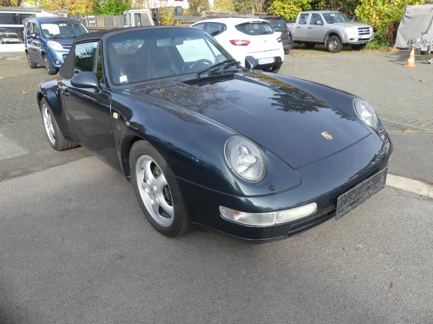 Porsche 993 911 Carrera Cabrio Grün - 1