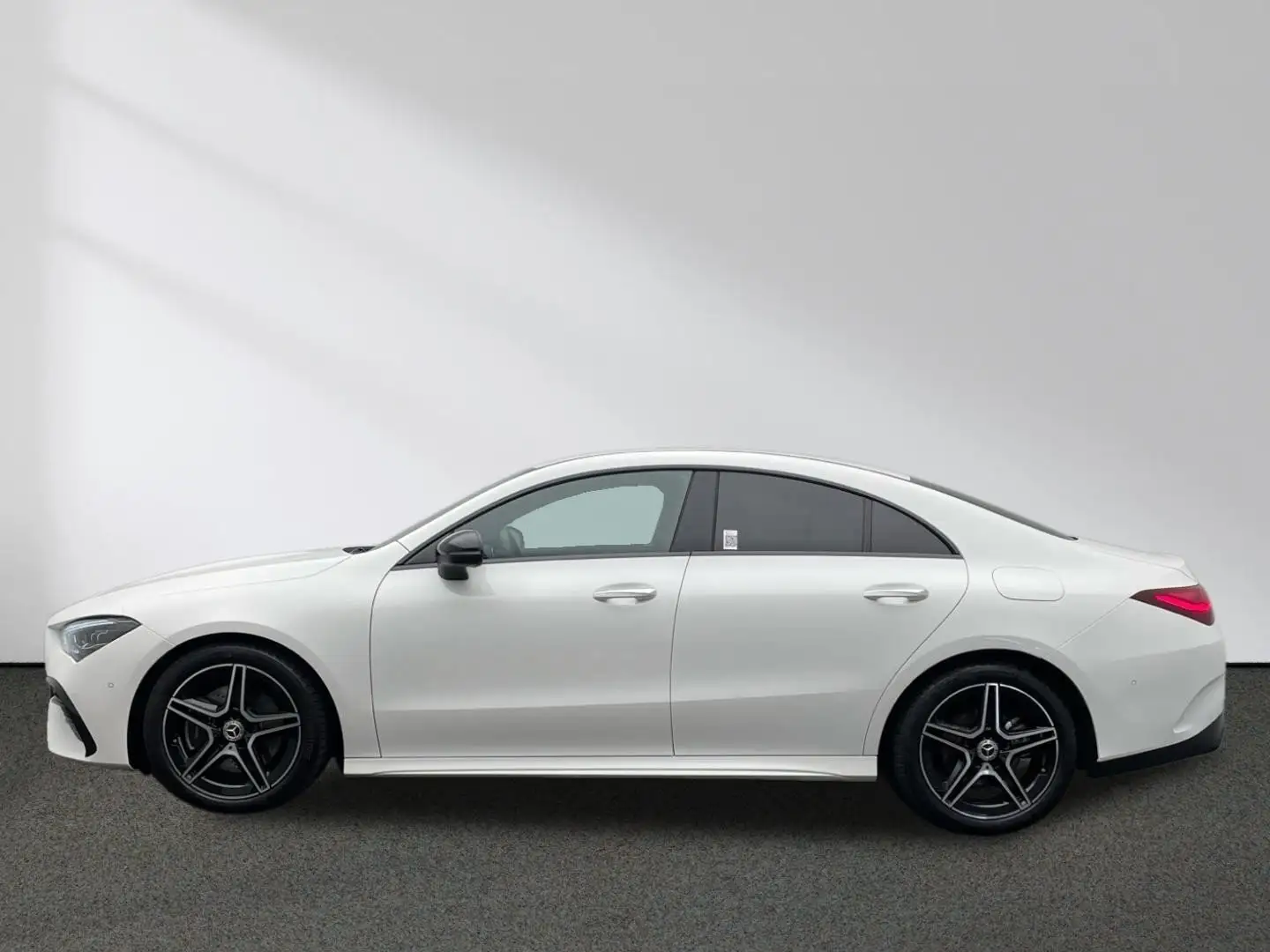 Mercedes-Benz CLA 200 d AMG-Line Night Multibeam Kamera AHK Blanc - 2