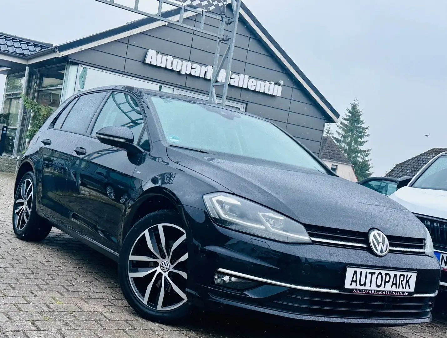 Volkswagen Golf VII Lim. Join *LED*DSG*NAVI*STANDHEIZUNG* Schwarz - 1