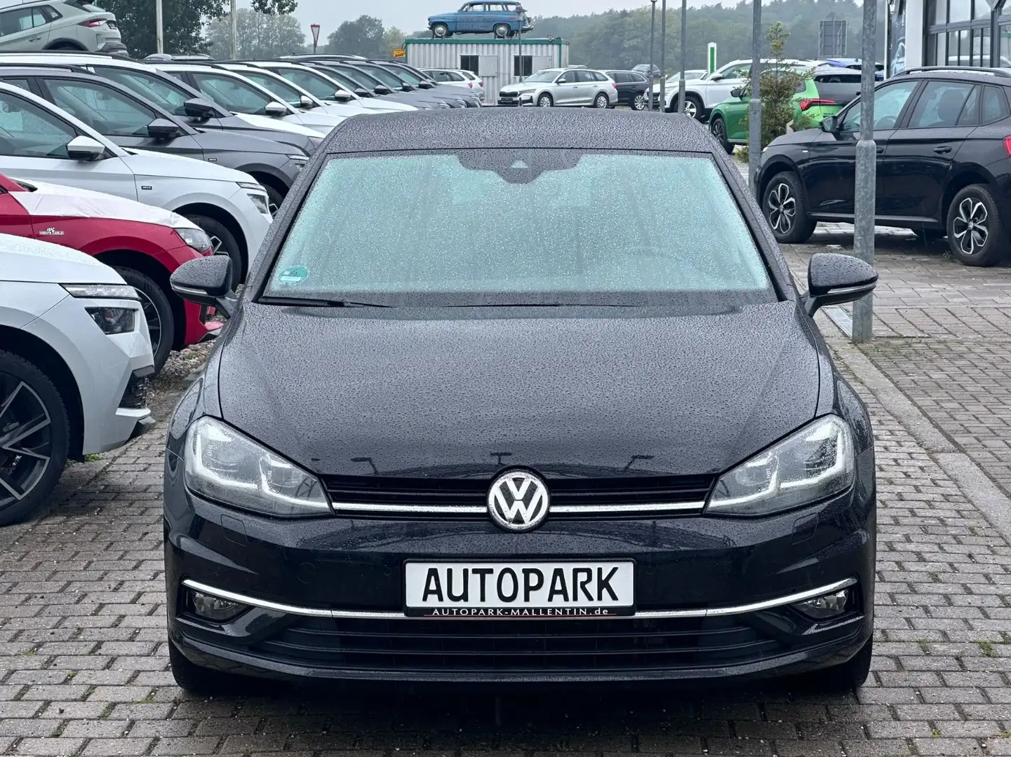 Volkswagen Golf VII Lim. Join *LED*DSG*NAVI*STANDHEIZUNG* Schwarz - 2