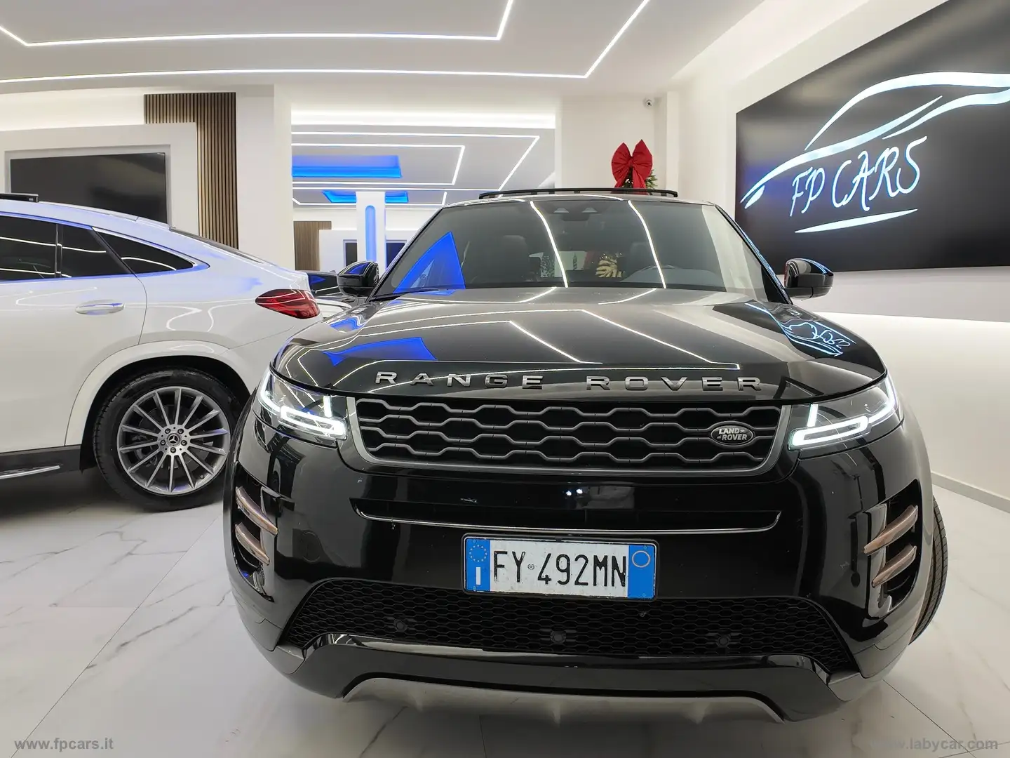 Land Rover Range Rover Evoque RR Evoque 2.0D L.Flw 150 AWD Au. R-Dyn. Schwarz - 2