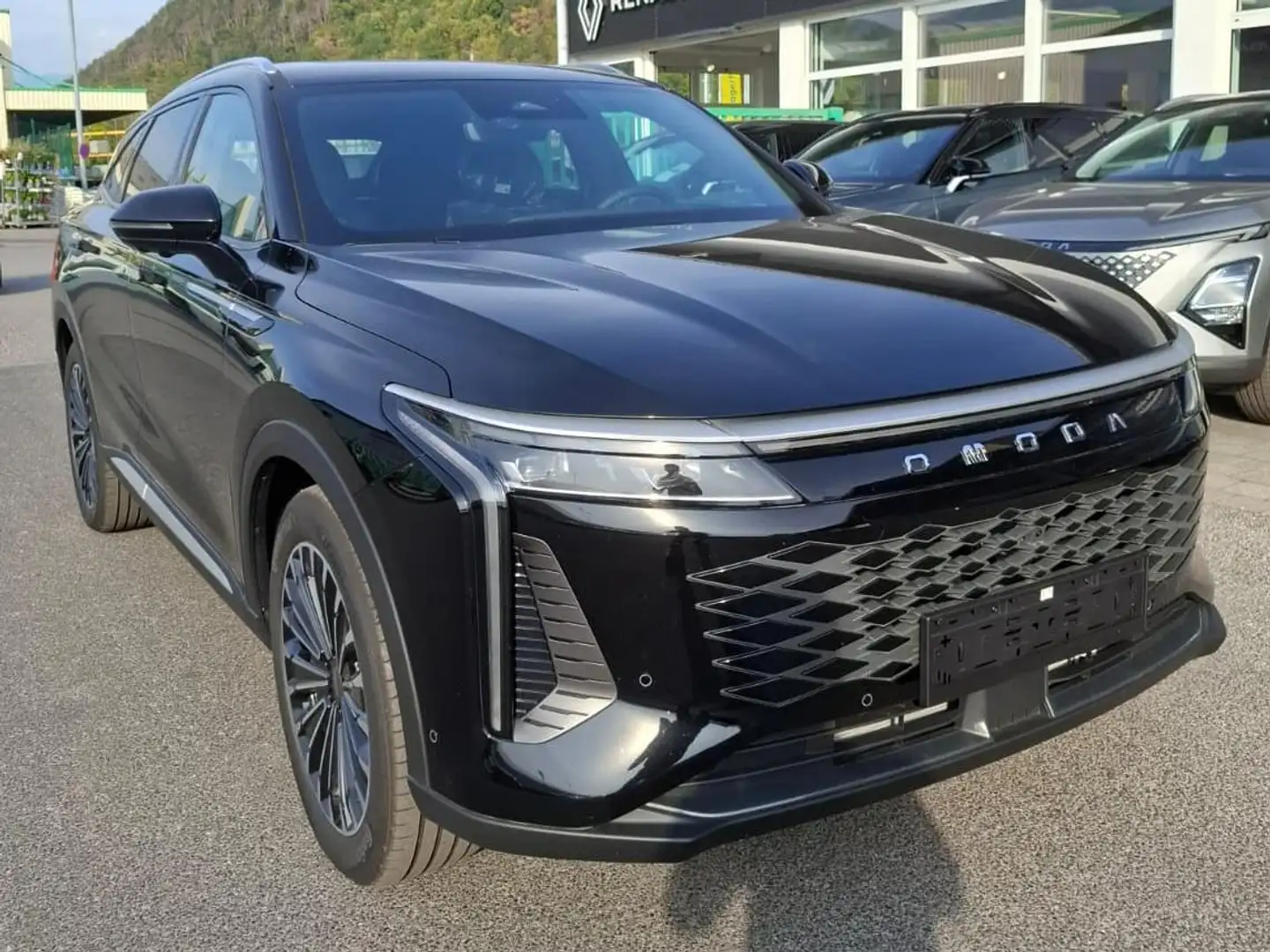 Omoda 9 PHEV Premium Line Schwarz - 1
