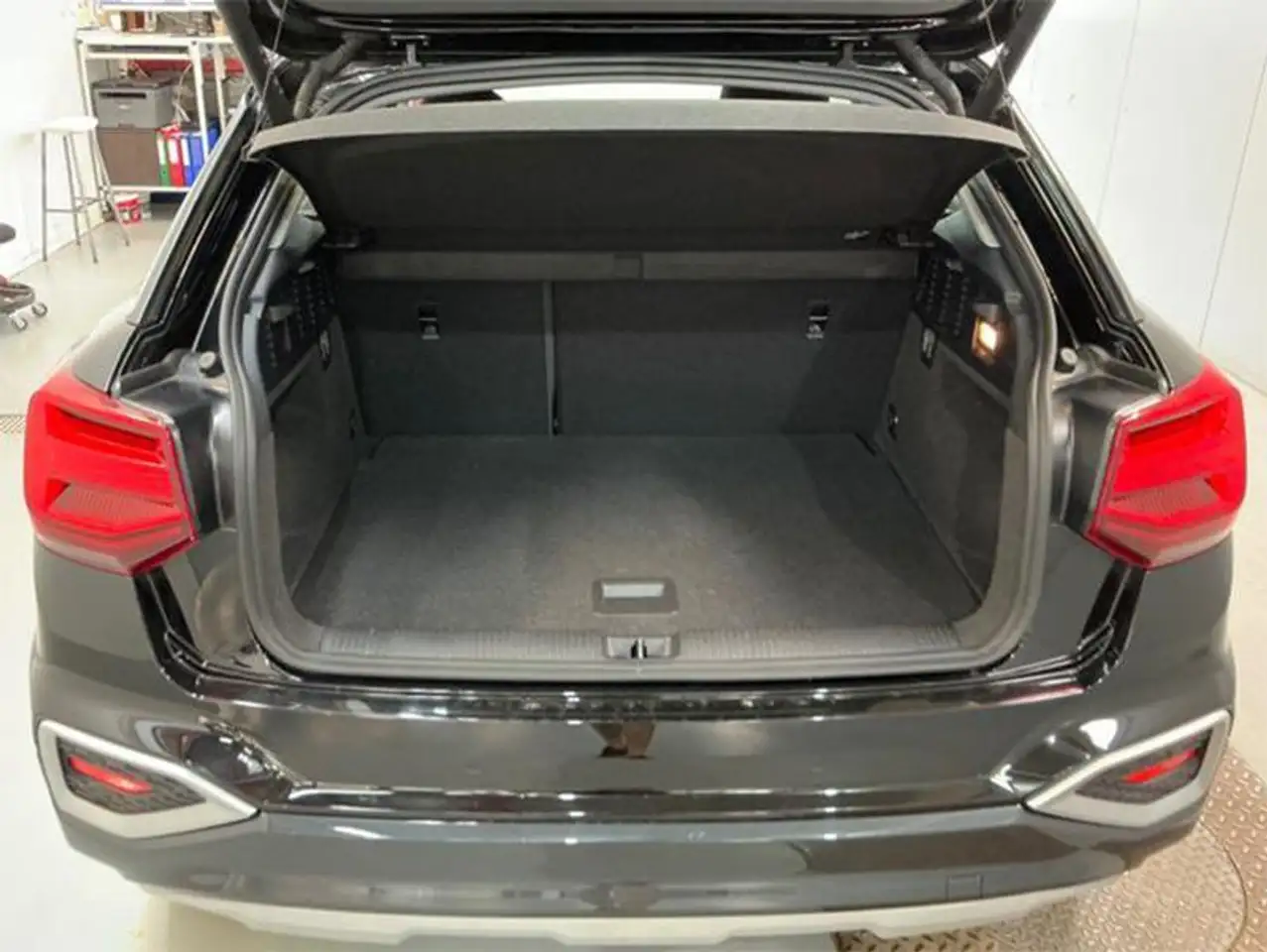 Audi Q2 35 TFSI 1.5 S-Tronic Advanced Fari MATRIX, Navi,, миниатюра 12