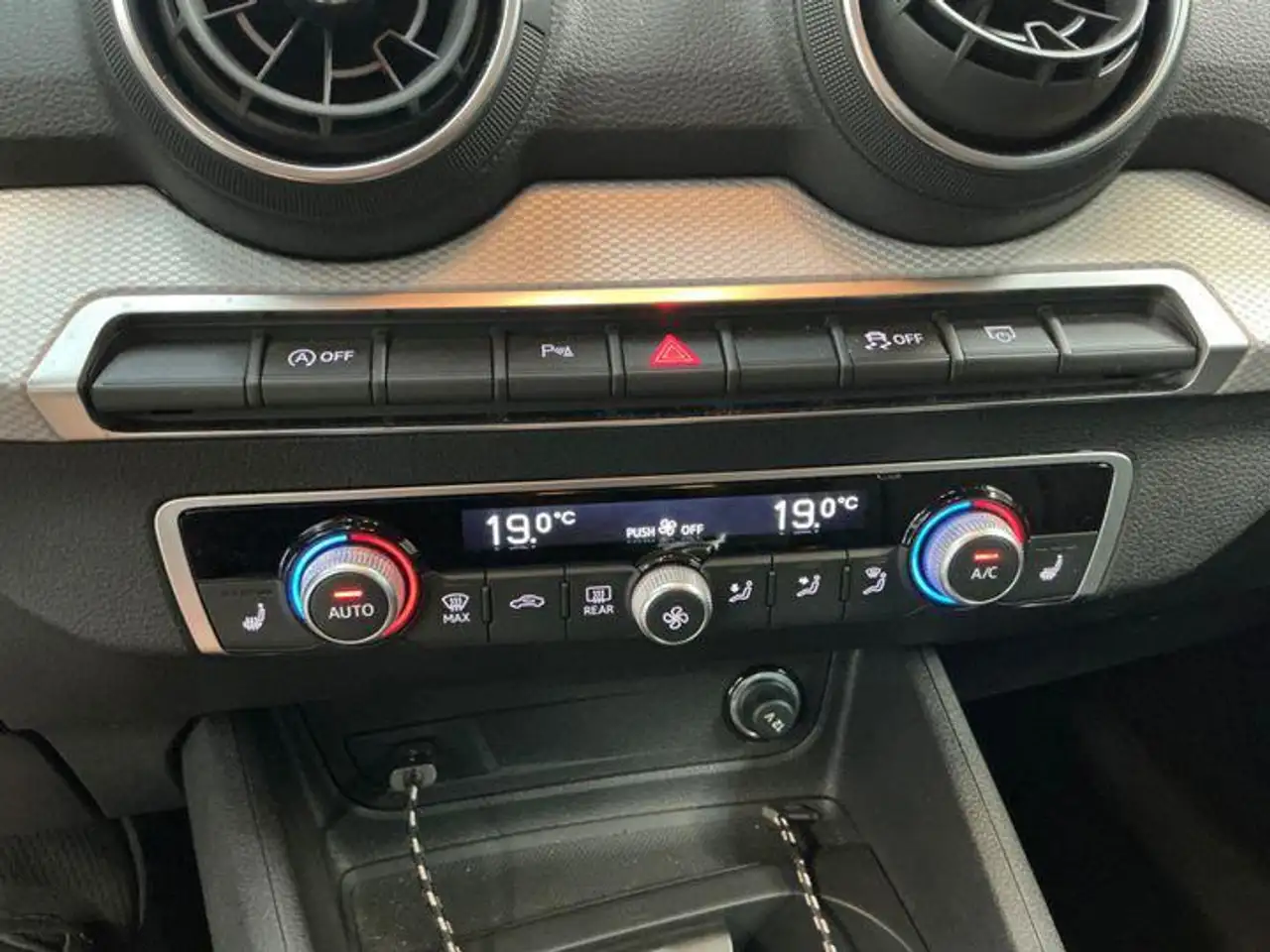 Audi Q2 35 TFSI 1.5 S-Tronic Advanced Fari MATRIX, Navi,, миниатюра 10