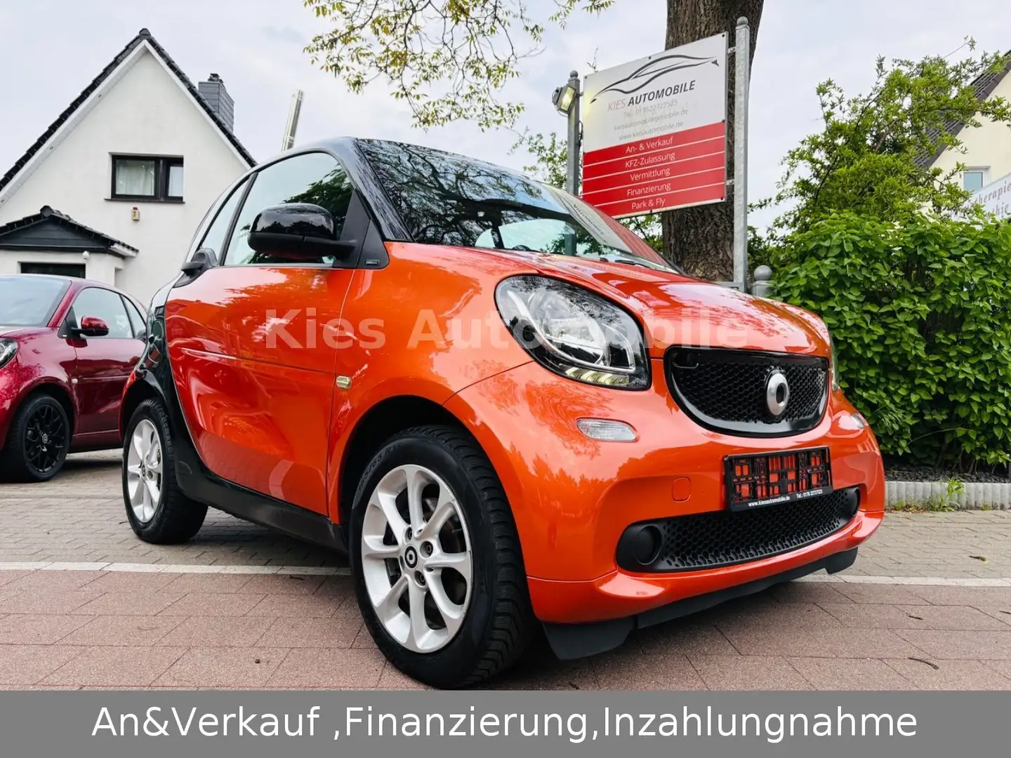 smart forTwo Passion 90Ps AUTOM/PANO/KLIMA/ALLWETTER Zwart - 1