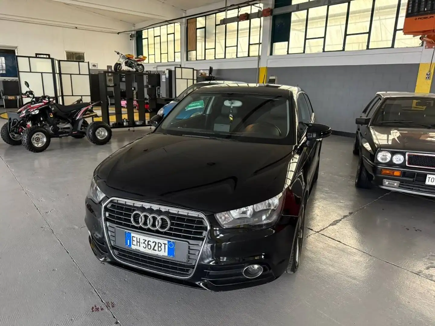 Audi A1 Audi A1 1.6 tdi 2011 Noir - 2