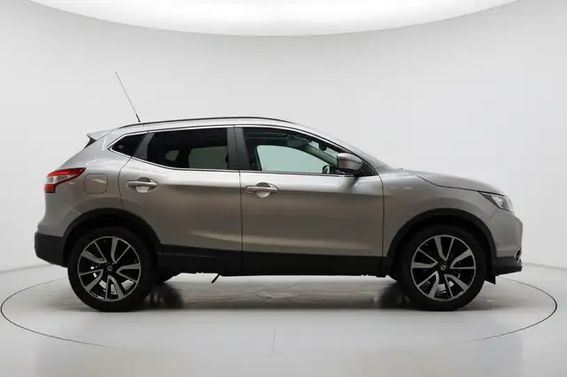 Nissan Qashqai view 5